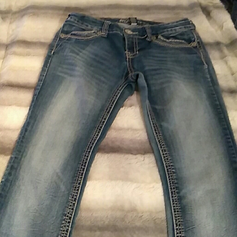 Jeans - Picture 3 of 4